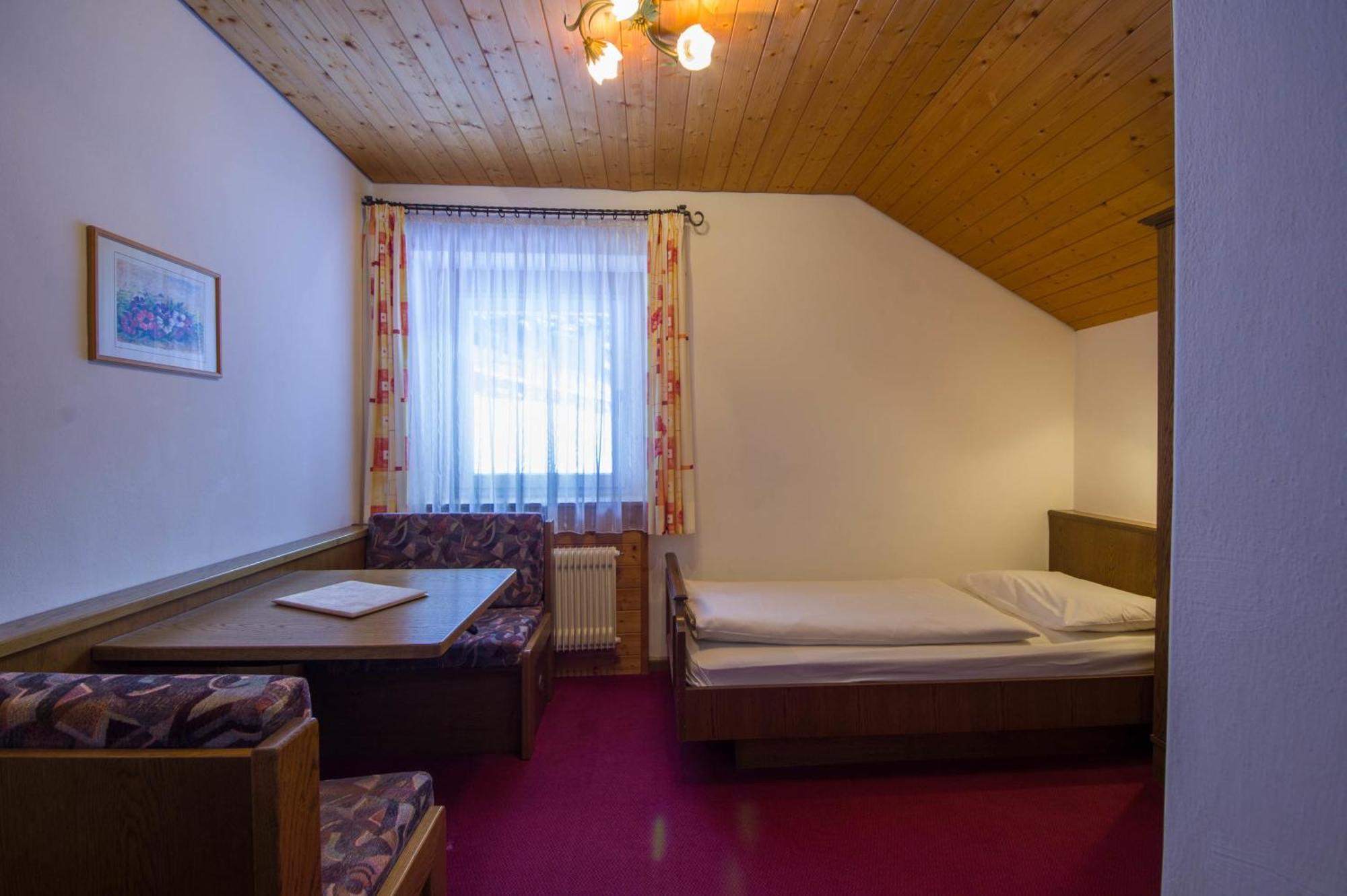 Gasthof Loewen Nova Levante Oda fotoğraf